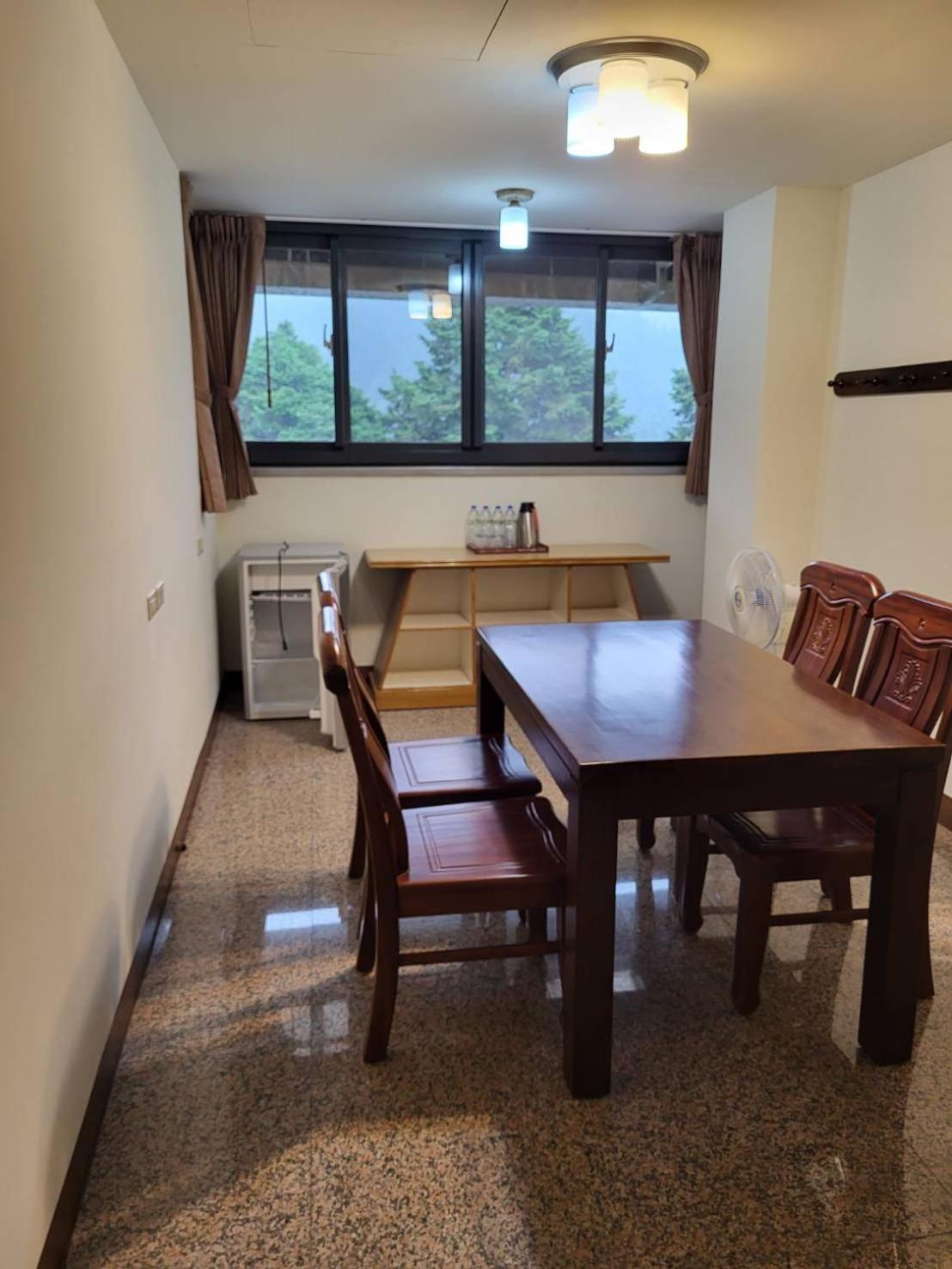 Vila Gemlu Lugu Exteriér fotografie
